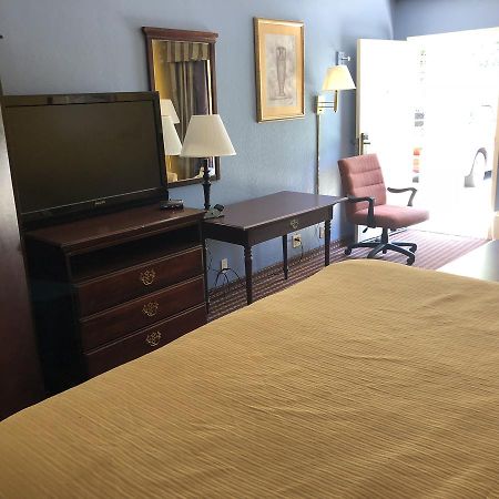 Grenada Inn Ngoại thất bức ảnh